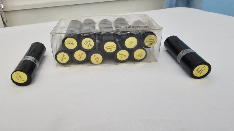 Labial Clásico Raquel – Color Intenso y Elegancia Atemporal