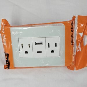 Tomacorriente Doble Moderno con Puertos USB y USB-C